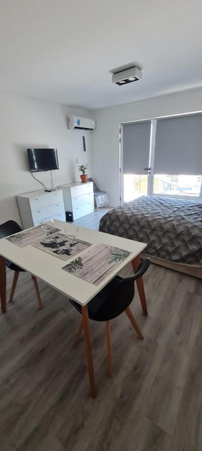 Monoambiente Del Barquito Alquiler Temporario Rosario Kültér fotó
